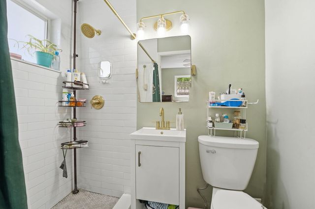 2725 NE 6th Avenue, Wilton Manors, FL 33334