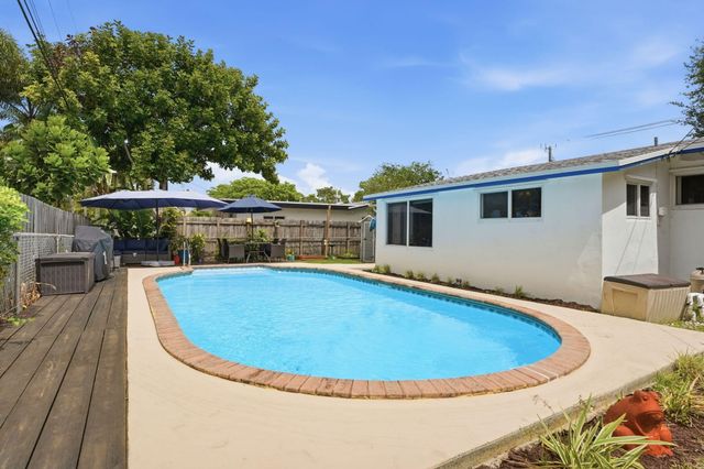 2725 NE 6th Avenue, Wilton Manors, FL 33334