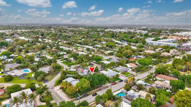 2725 NE 6th Avenue, Wilton Manors, FL 33334