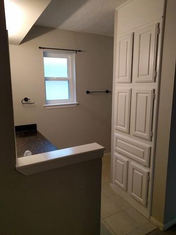 10818A Lynbrook Drive A, Houston, TX 77042