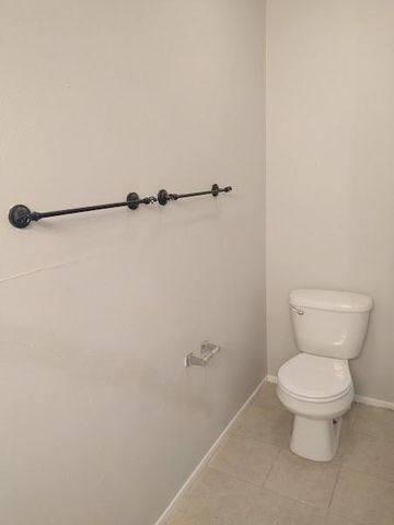 10818A Lynbrook Drive A, Houston, TX 77042