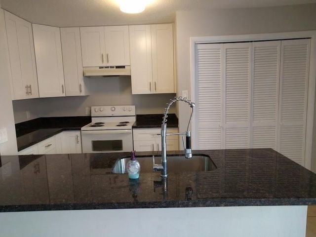 10818A Lynbrook Drive A, Houston, TX 77042