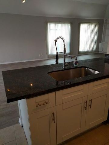 10818A Lynbrook Drive A, Houston, TX 77042