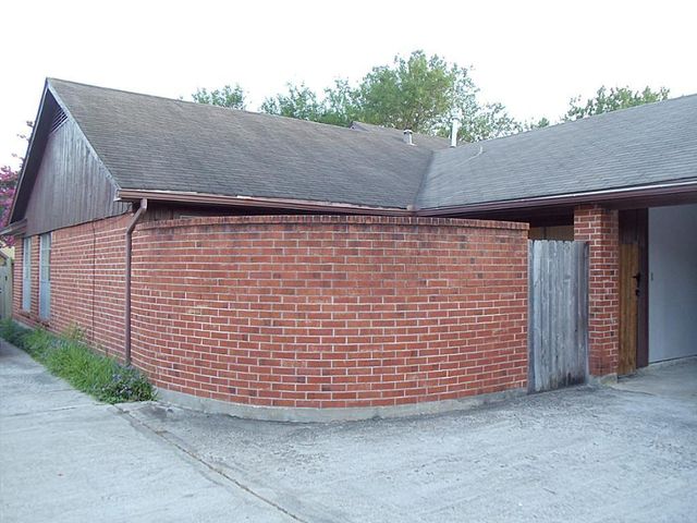 10818A Lynbrook Drive A, Houston, TX 77042