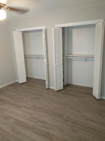 10818A Lynbrook Drive A, Houston, TX 77042