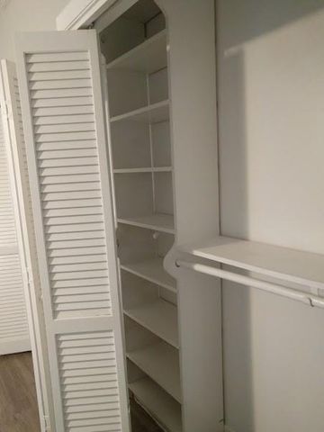 10818A Lynbrook Drive A, Houston, TX 77042