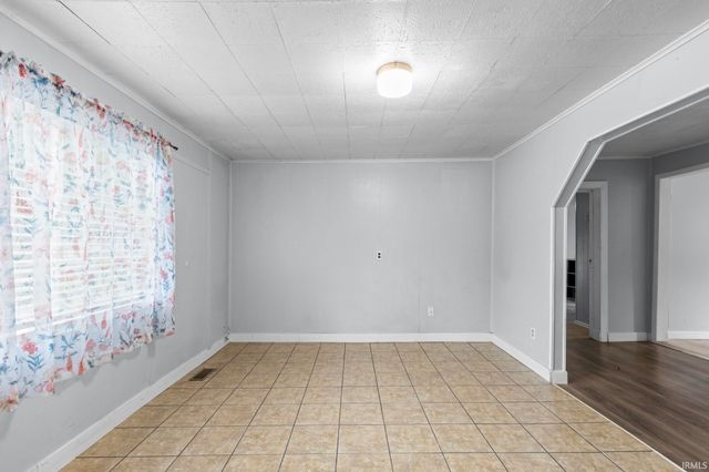 950 E Clark Street, Warsaw, IN 46580