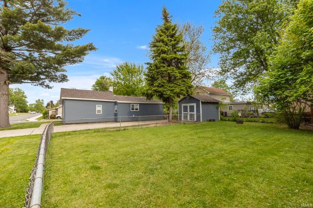950 E Clark Street, Warsaw, IN 46580