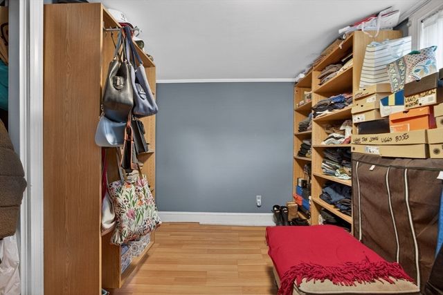 8 Essex St, Swampscott, MA 01907