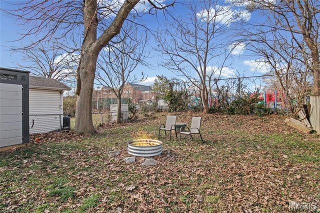 1337 Graham Street, St Louis, MO 63139