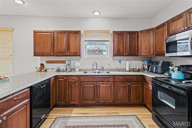 1337 Graham Street, St Louis, MO 63139