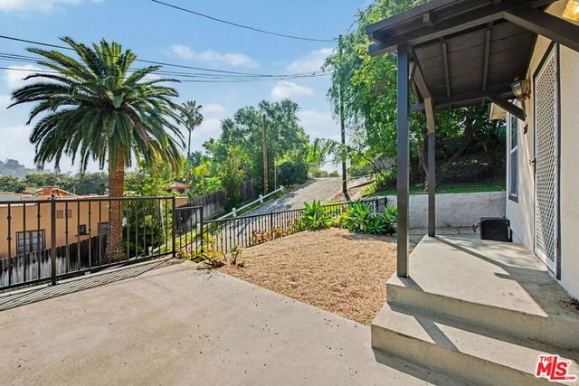 807 Annan Terrace, Los Angeles, CA 90042