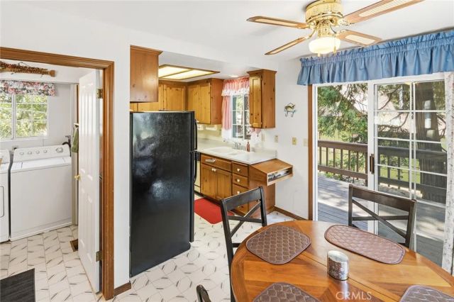 2543 Whispering Pines, Running Springs, CA 92382