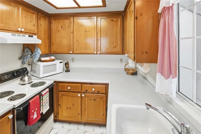 2543 Whispering Pines, Running Springs, CA 92382