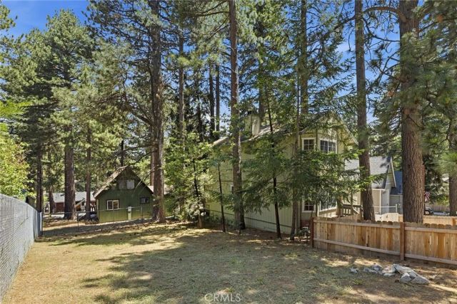 2543 Whispering Pines, Running Springs, CA 92382