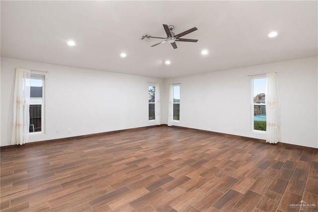 21201 Buck Fawn Drive, Edinburg, TX 78542