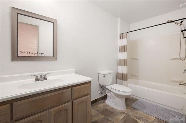 21201 Buck Fawn Drive, Edinburg, TX 78542