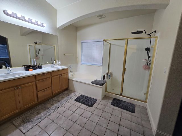 3831 Bernini Ct, Stockton, CA 95212