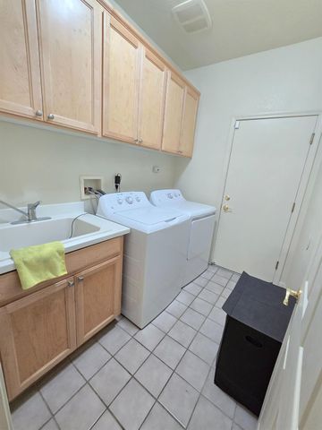 3831 Bernini Ct, Stockton, CA 95212