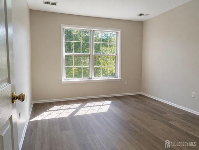 7302 elm Court, South Brunswick, NJ 08852