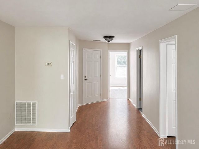 7302 elm Court, South Brunswick, NJ 08852
