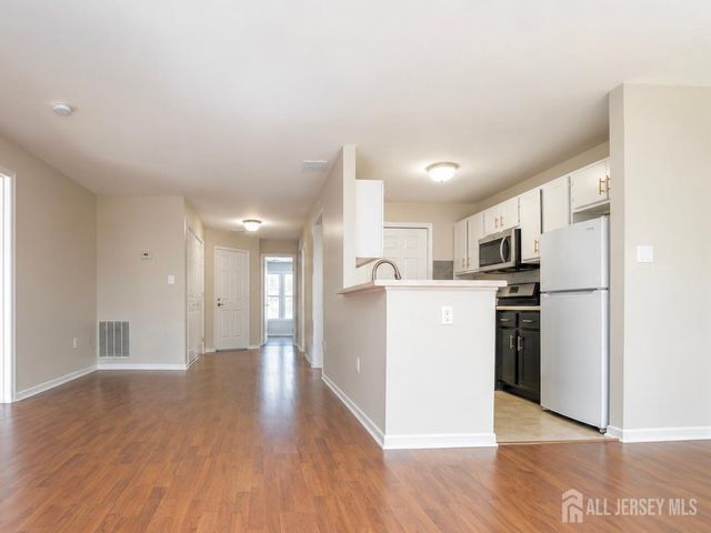 7302 elm Court, South Brunswick, NJ 08852