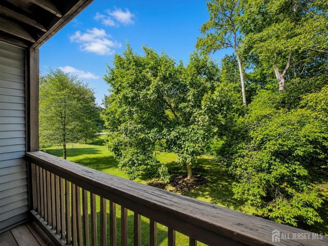 7302 elm Court, South Brunswick, NJ 08852