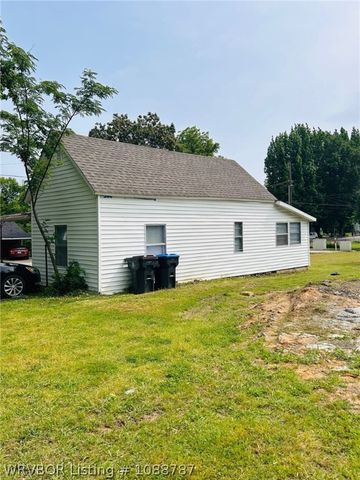 1122 N 45th Street, Fort Smith, AR 72904
