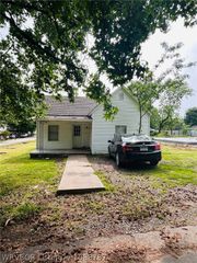 1122 N 45th Street, Fort Smith, AR 72904