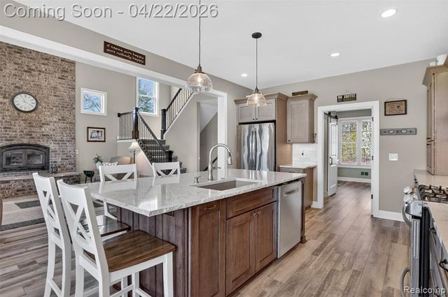 10180 N Antcliff Road, Fowlerville, MI 48836