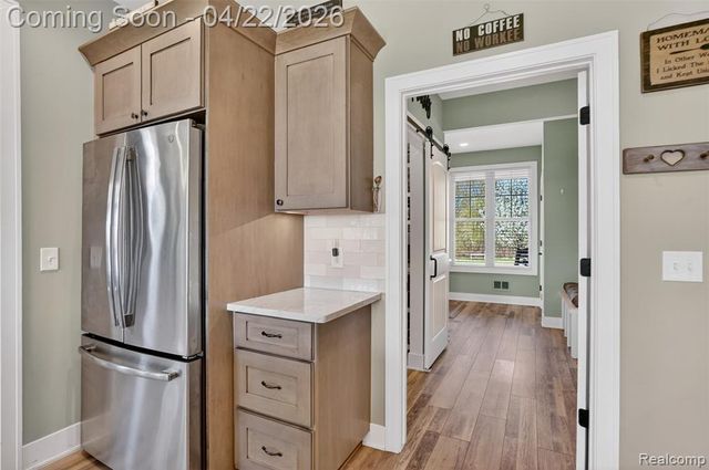 10180 N Antcliff Road, Fowlerville, MI 48836