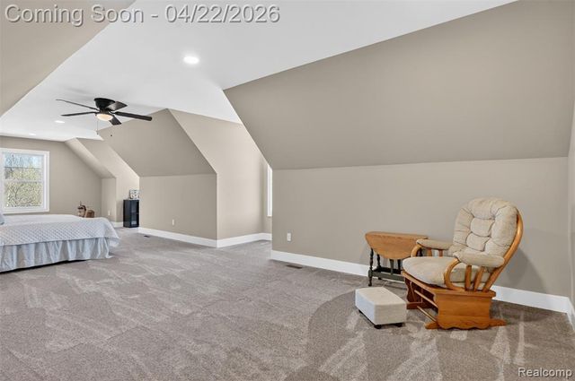 10180 N Antcliff Road, Fowlerville, MI 48836