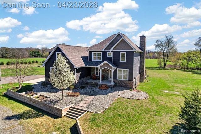 10180 N Antcliff Road, Fowlerville, MI 48836