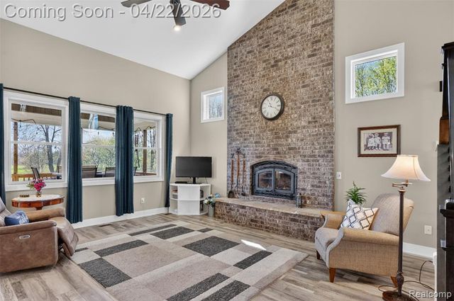 10180 N Antcliff Road, Fowlerville, MI 48836