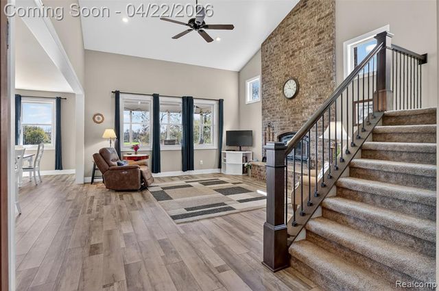 10180 N Antcliff Road, Fowlerville, MI 48836