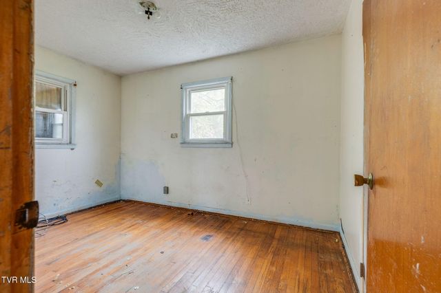 128 South Street, Bristol, VA 24201