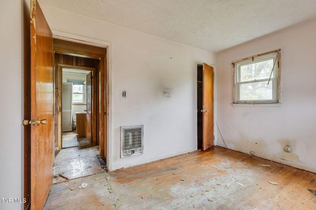 128 South Street, Bristol, VA 24201