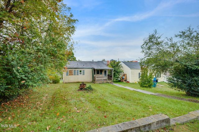 128 South Street, Bristol, VA 24201