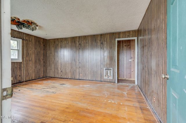 128 South Street, Bristol, VA 24201