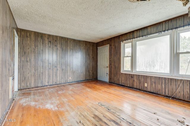 128 South Street, Bristol, VA 24201