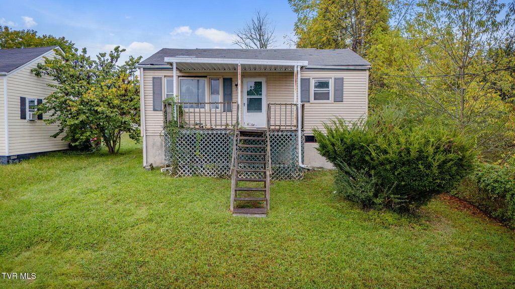 128 South Street, Bristol, VA 24201