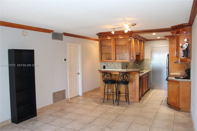 900 NE 18th Ave 801, Fort Lauderdale, FL 33304