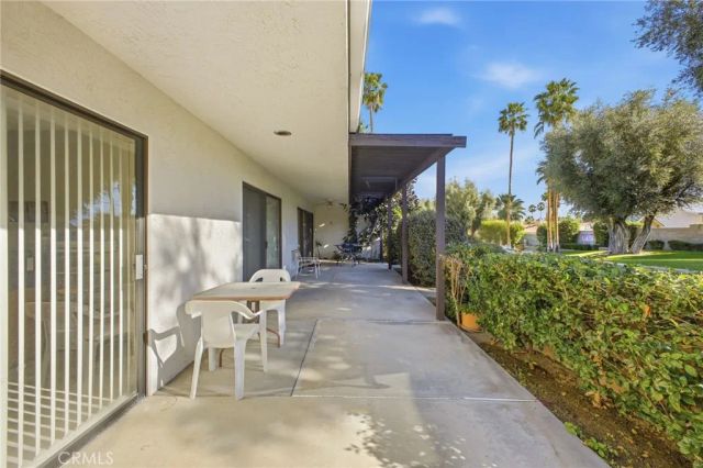 45830 Ocotillo Dr, Palm Desert, CA 92260