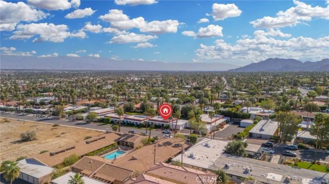 45830 Ocotillo Dr, Palm Desert, CA 92260