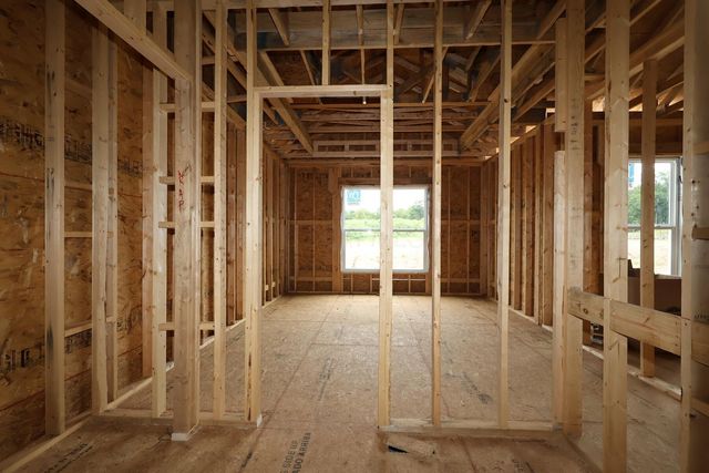 540 Creekside Loop S, Pataskala, OH 43062
