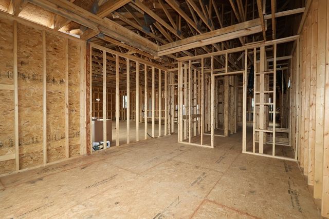 540 Creekside Loop S, Pataskala, OH 43062