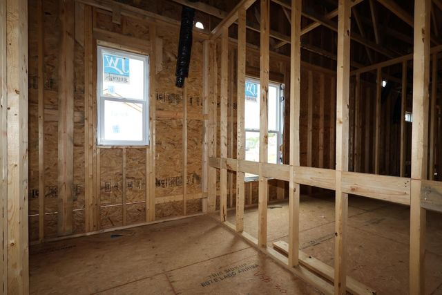 540 Creekside Loop S, Pataskala, OH 43062