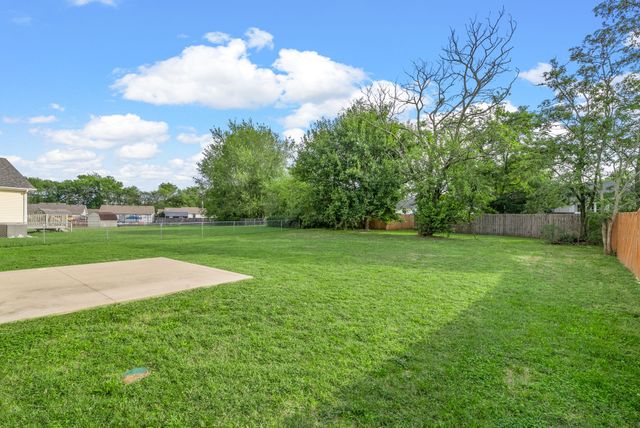 3441 Foxrun Ln, Clarksville, TN 37042