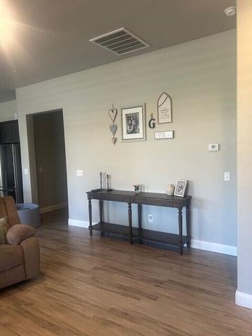 2066 Cabrillo Court, Tulare, CA 93274