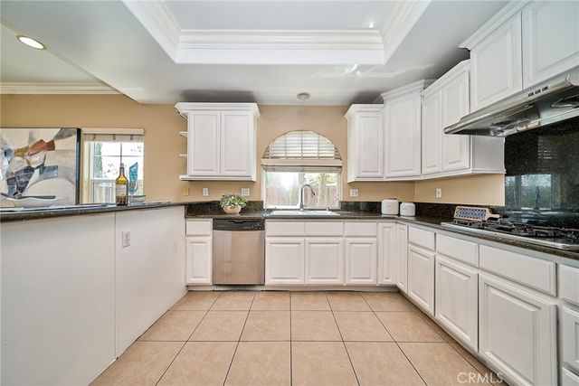 2577 Mountain Avenue, Duarte, CA 91010